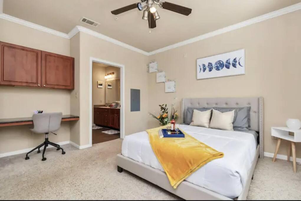 Modern Condo Near Texas Medical Center W Free Parking Χιούστον Εξωτερικό φωτογραφία